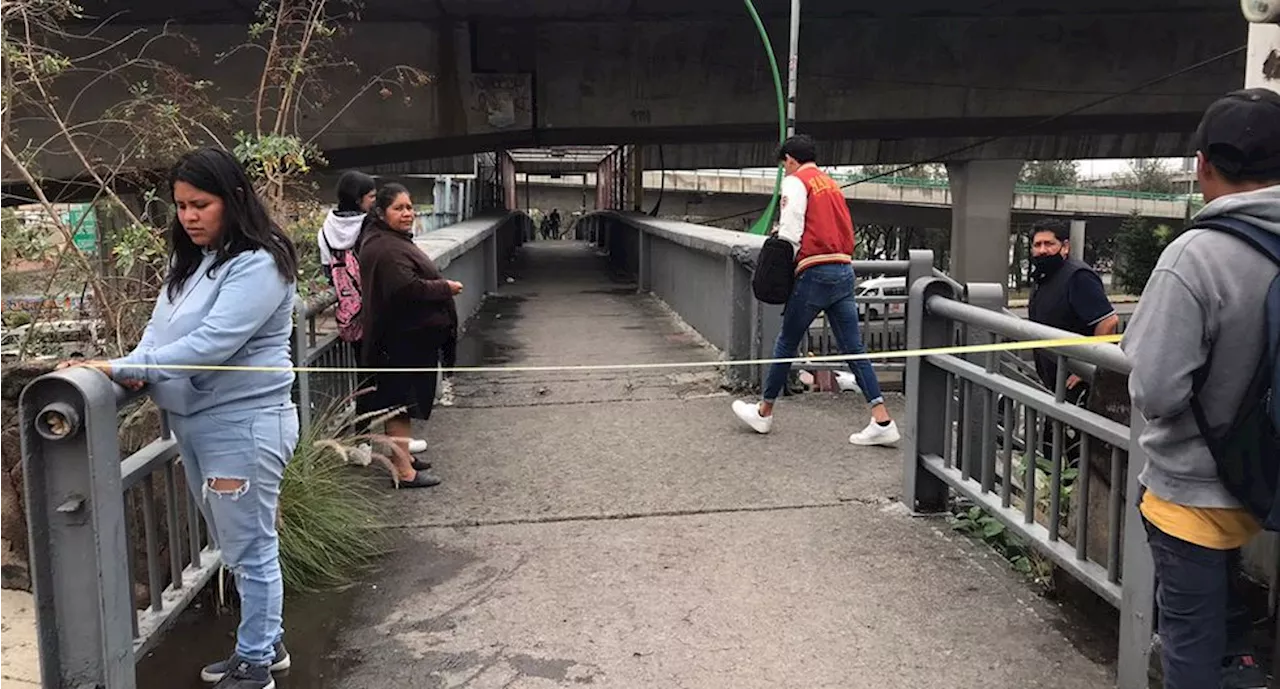 Vecinos piden revisión de puente peatonal tras incidente con auto en Naucalpan