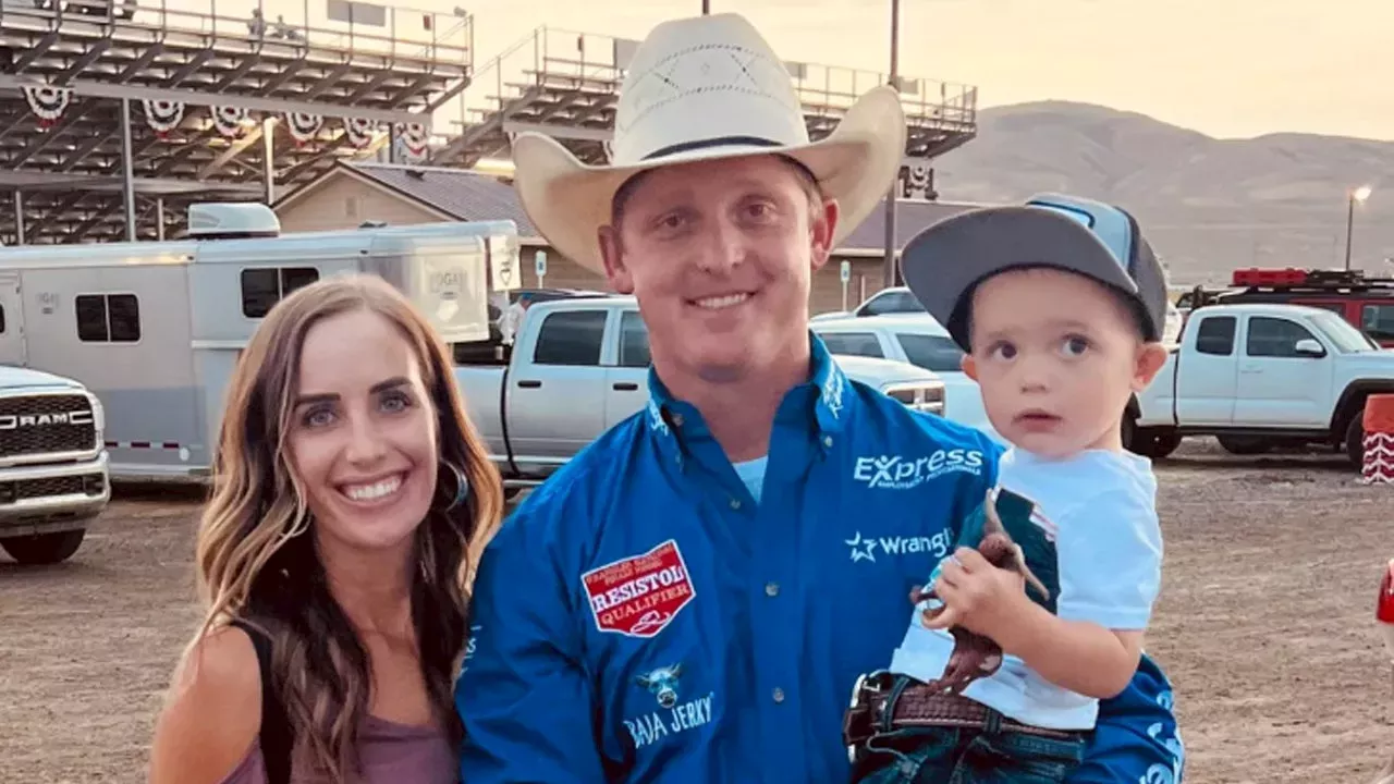 News: Rodeo Star Spencer Wright Honors Son Levi at His Funeral After ...