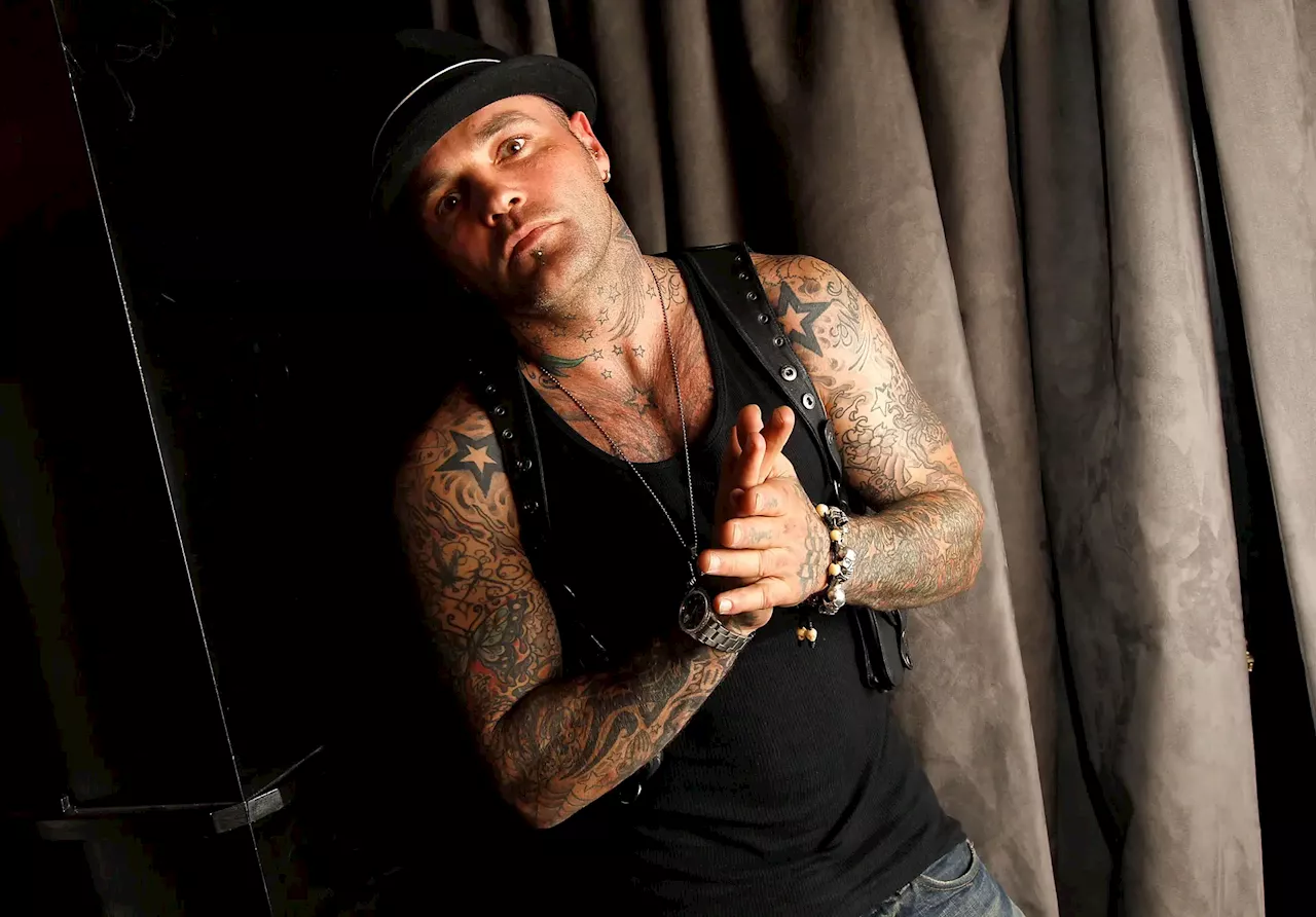 Morreu aos 49 anos Shifty Shellshock, a voz do êxito 'Butterfly', dos Crazy Town