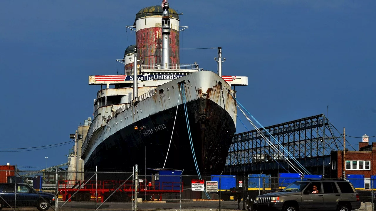 Conservancy that oversees SS United States seeks $500K to help relocate historic ship