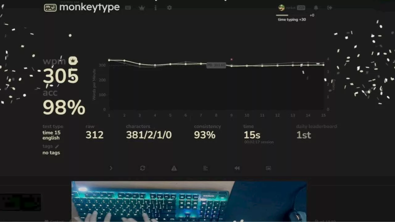 Teenage typing phenom hits insane 305 words per minute