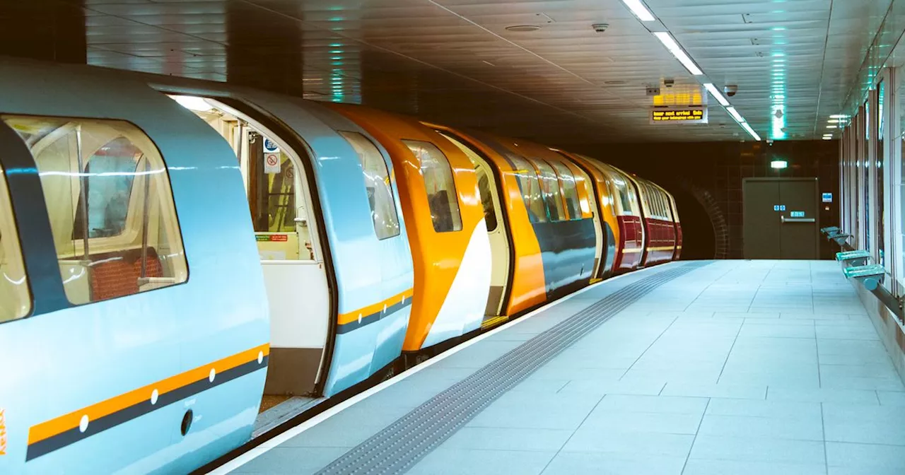 Calls for Glasgow's subway to extend 'out of date' shortened Sunday hours