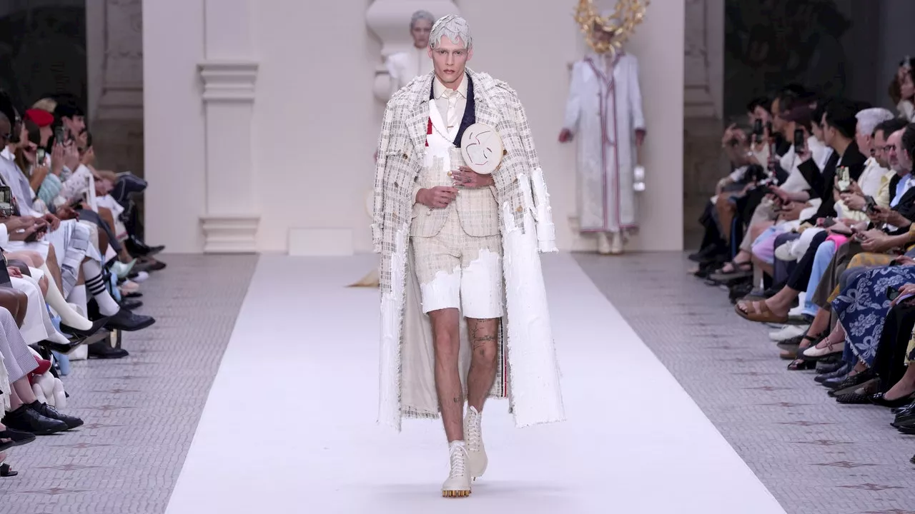 Thom Browne s'inspire des Jeux olympiques pour son défilé mixte haute couture à Paris