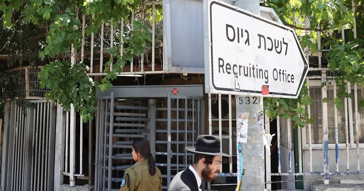 Analysis: Ultra-Orthodox Jews must be drafted into army, Israel court rules