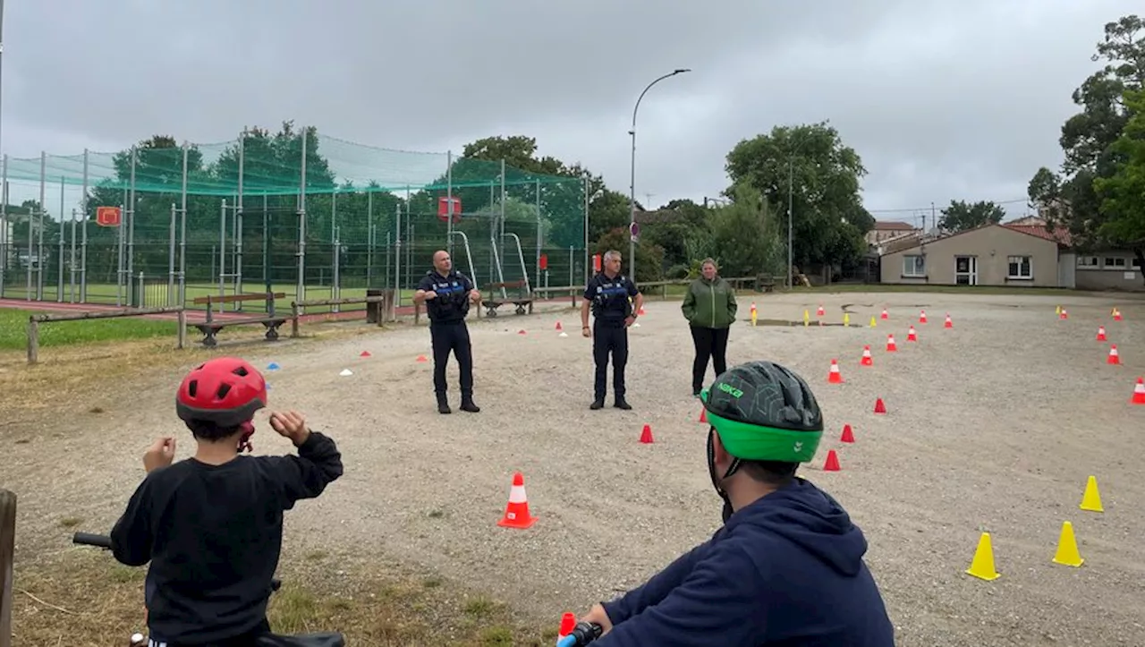 La police municipale de Revel à vélo avec les écoliers