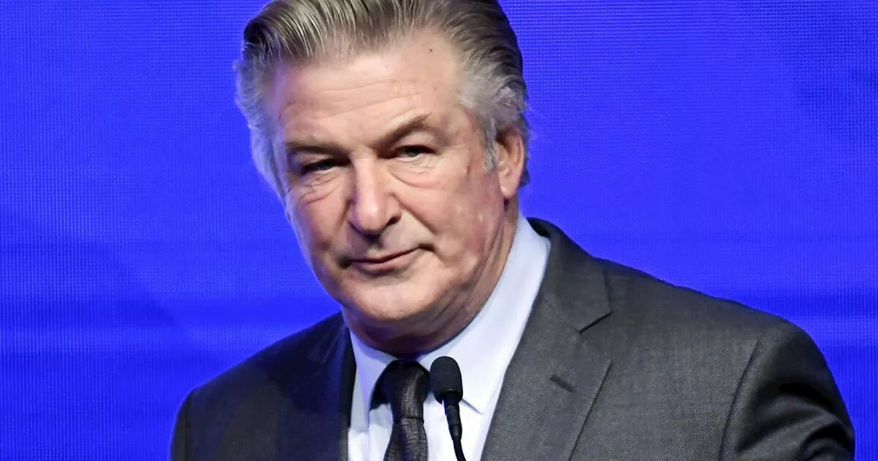 Abogados de Alec Baldwin argumentan una destrucción inaceptable de pruebas