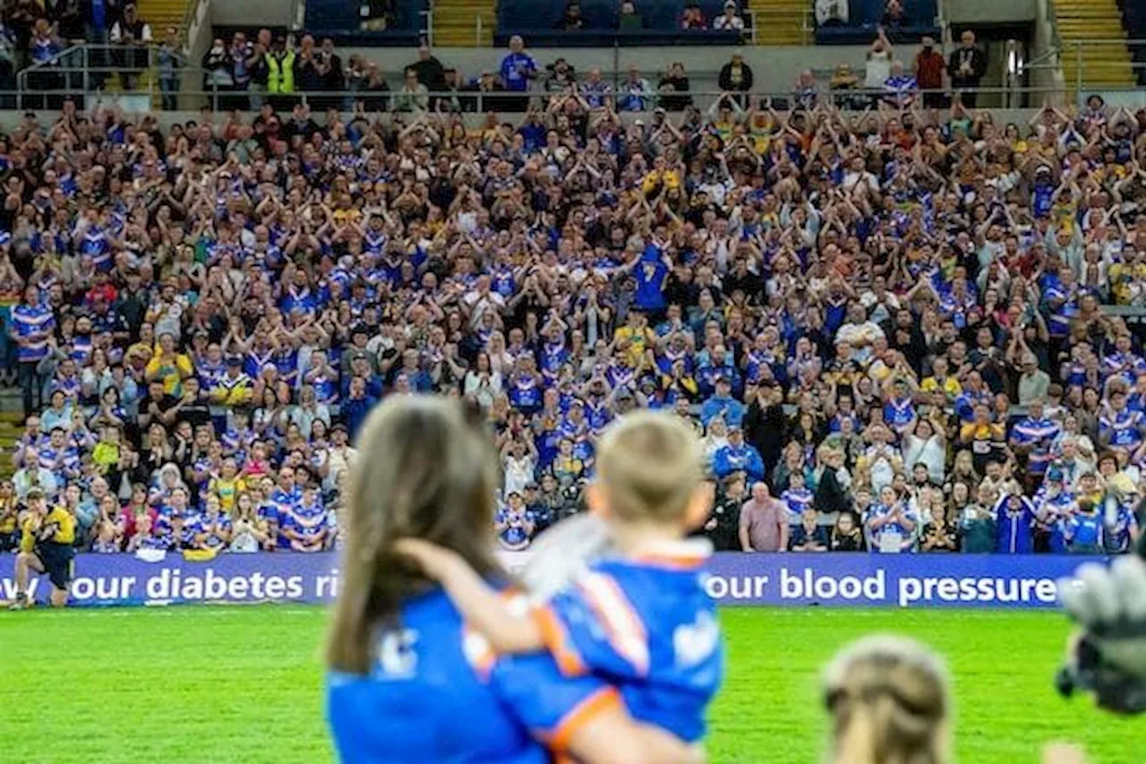 Rob Burrow: Leeds Rhinos v Leigh Leopards crowd make 'incredible' donation to Hospitals Charity appeal