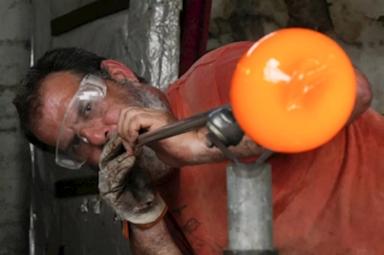 Self-taught Cuban glass blower turns recycled glass into art