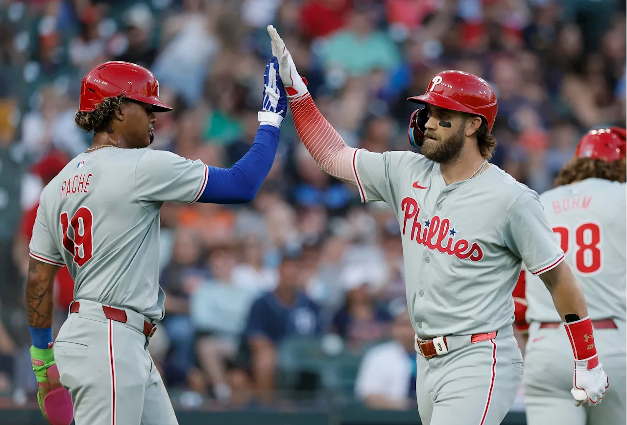 Phillies complete 1-3-5 triple play in victory over the Tigers