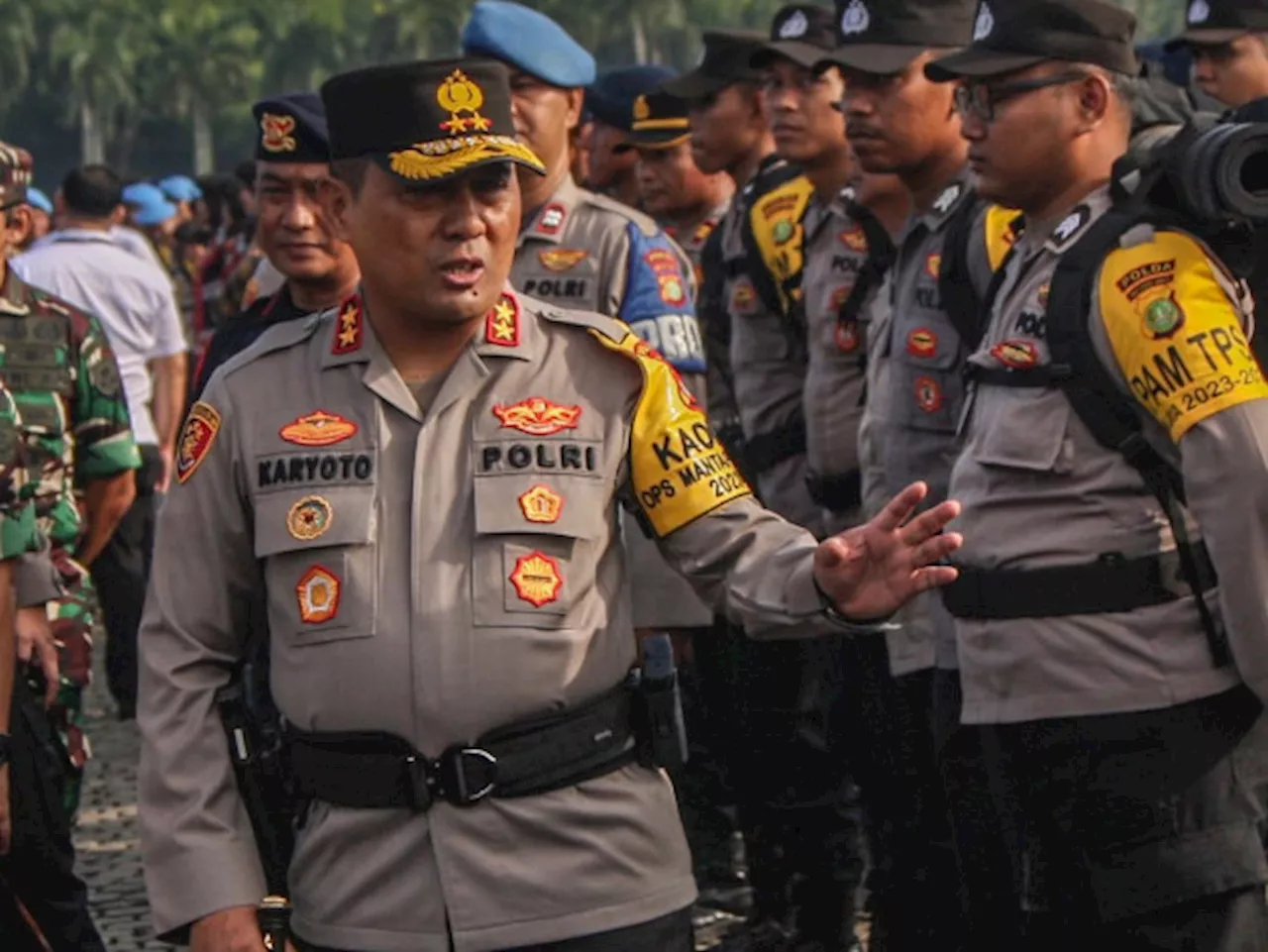 Kapolda Metro Rutin Sidak Ponsel Anggota untuk Cegah Judi Online