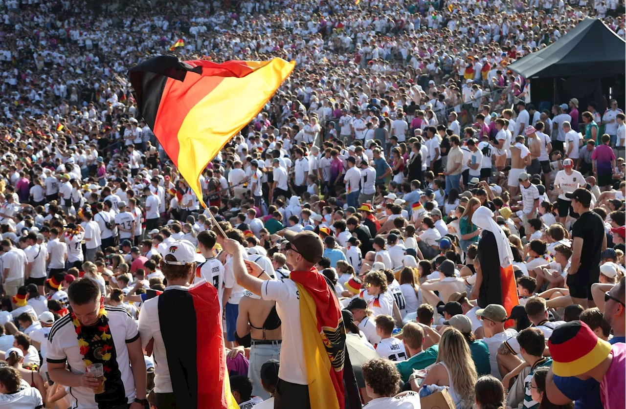 München öffnet Olympiastadion für Public Viewing