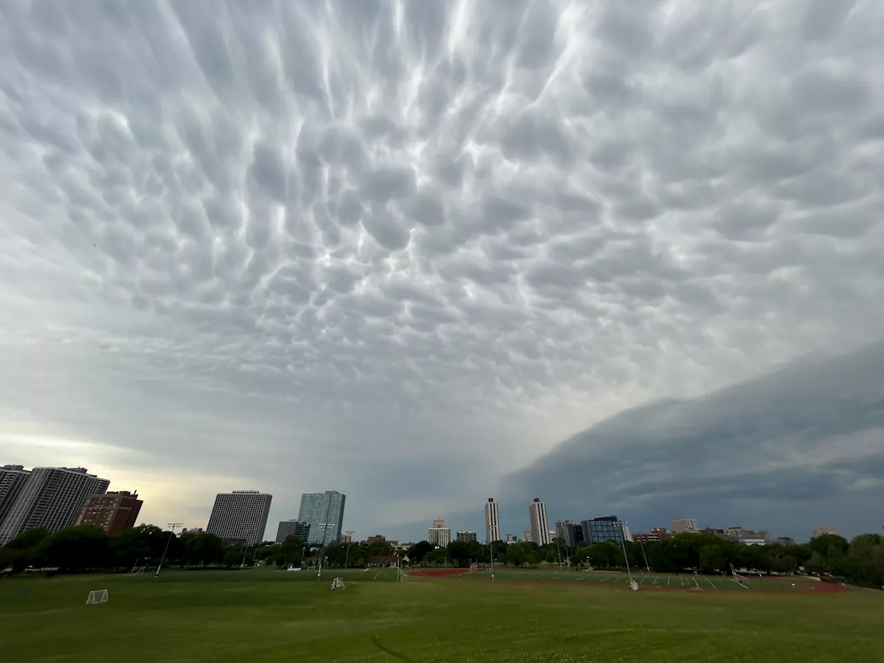 Storm timing: What to expect and when as severe thunderstorms sweep through Chicago