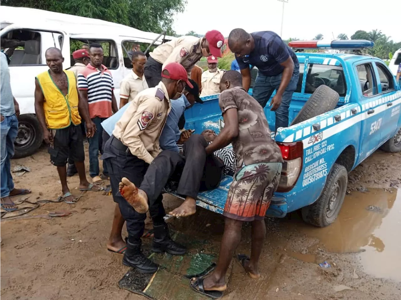Seven dead, 11 injured in Lagos-Ibadan expressway crash