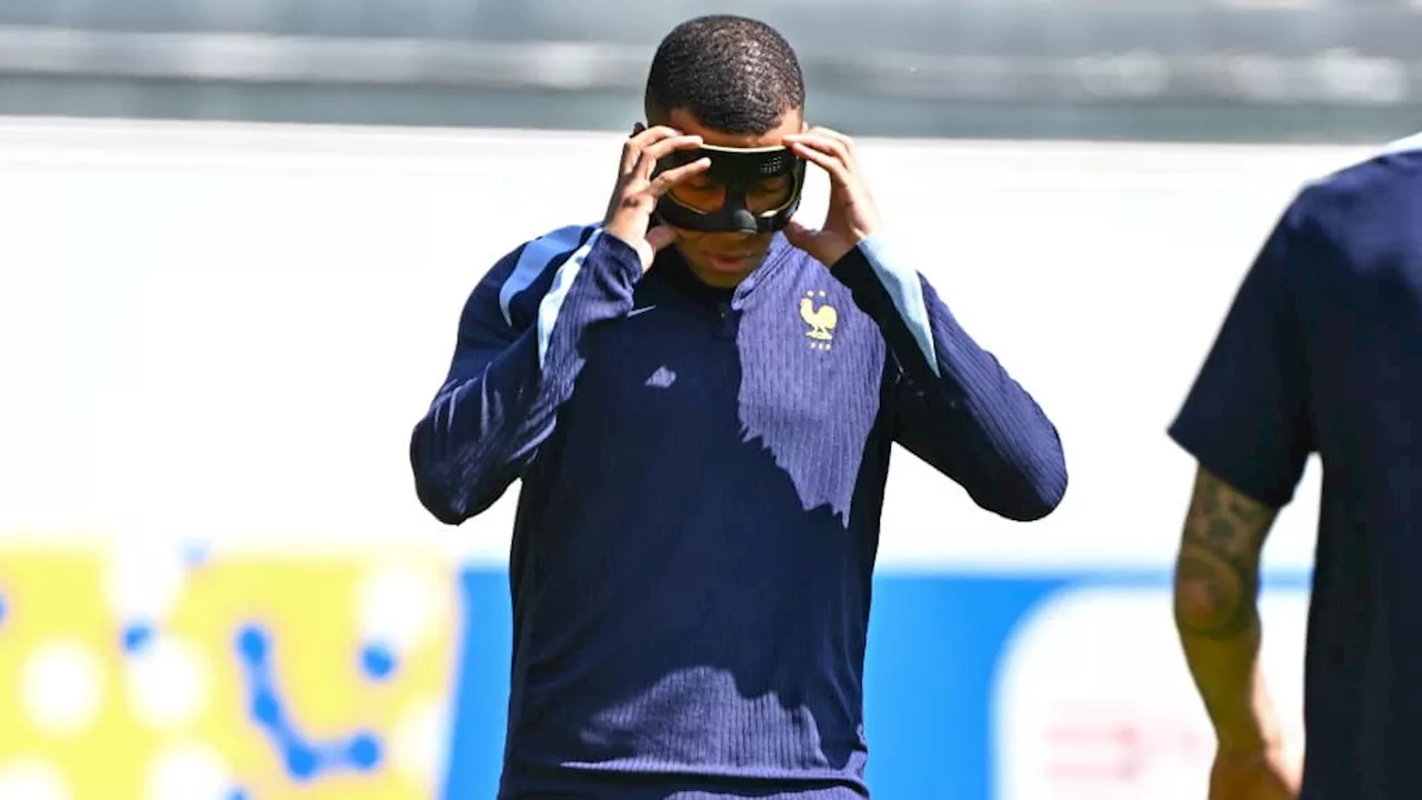 France-Pologne: Kylian Mbappé sera bien titulaire (avec son masque de protection)