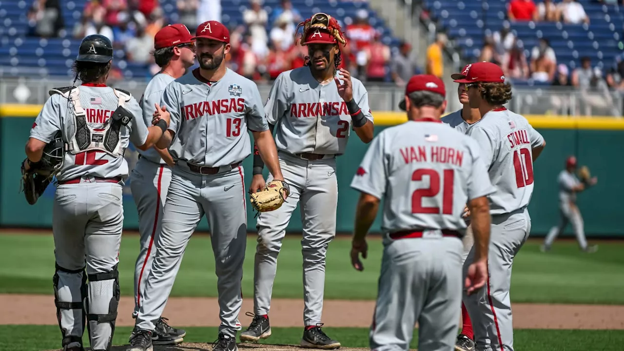 Ohio State Buckeyes Pitcher Landon Beidelschies Announces Transfer to Arkansas