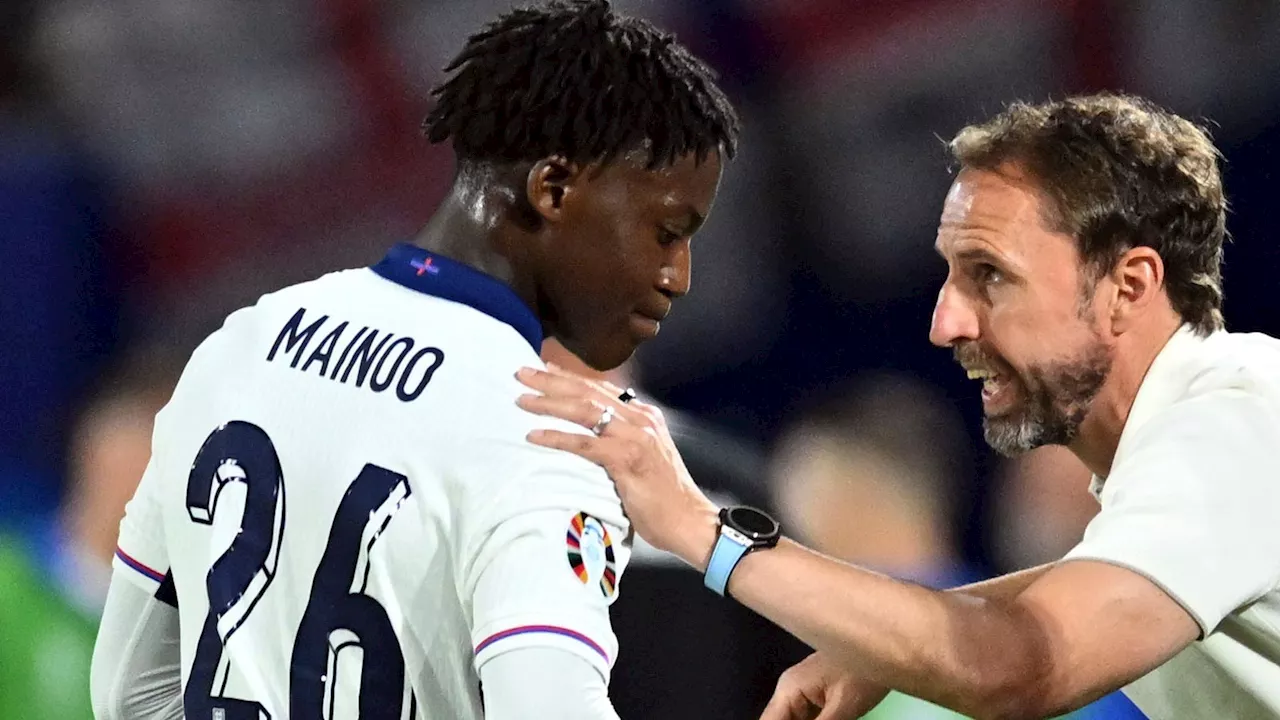 Gary Neville: Changes made 'basic' England better against Slovenia | Kobbie Mainoo will start last-16 tie