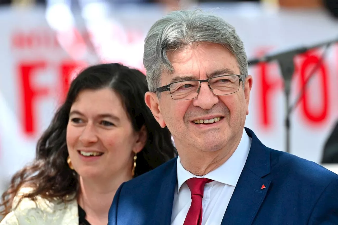 Législatives : que veut dire ce petit triangle rouge qu’arborent les insoumis Mélenchon et Bompard ?