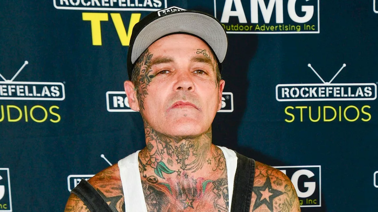 R.I.P. Shifty Shellshock, Crazy Town frontman and 'Butterfly' singer