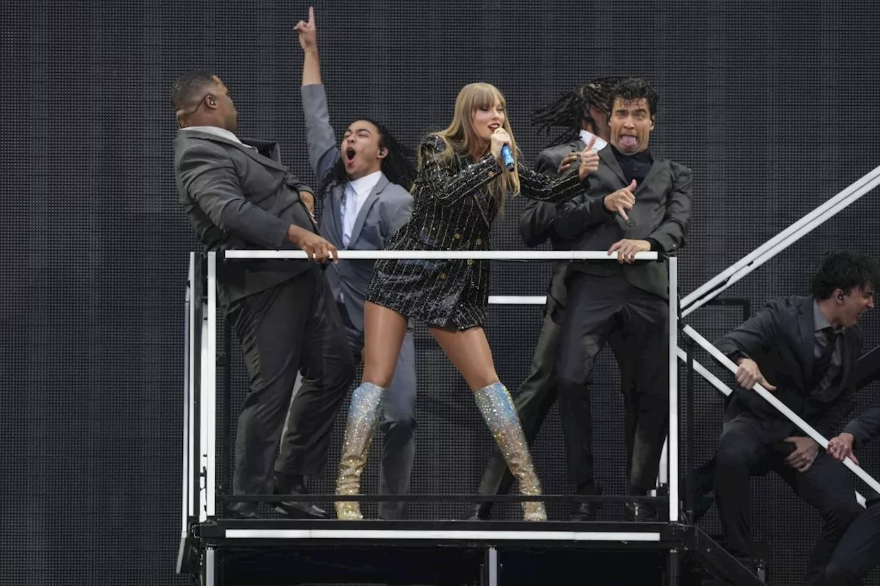 Taylor Swift brings out Travis Kelce at London Eras Tour date