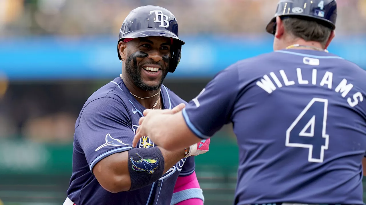 Díaz has go-ahead two-run single in three-run 8th as Rays beat Mariners