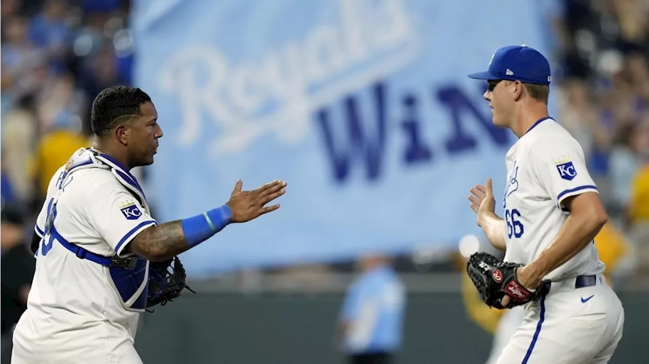 Ragans strikes out 11 as Royals beat Marlins for fourth win in 15 games