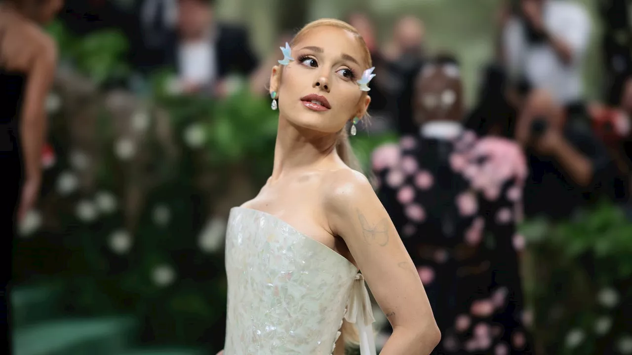 #Goodhairday: Ariana Grande, 31 anni di code di cavallo e non solo