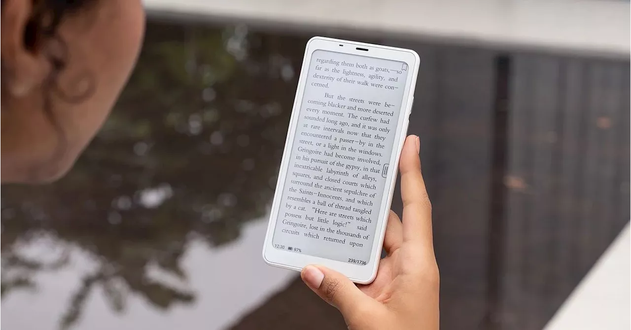 The Boox Palma is an excellent e-reader in an Android smartphone’s body