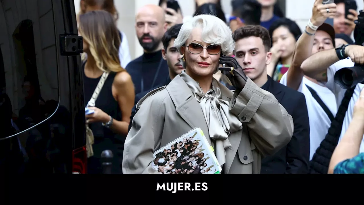 De Miranda Priestly al dramático escote de Katy Perry: los looks más locos de las invitadas al desfile de Balenciaga