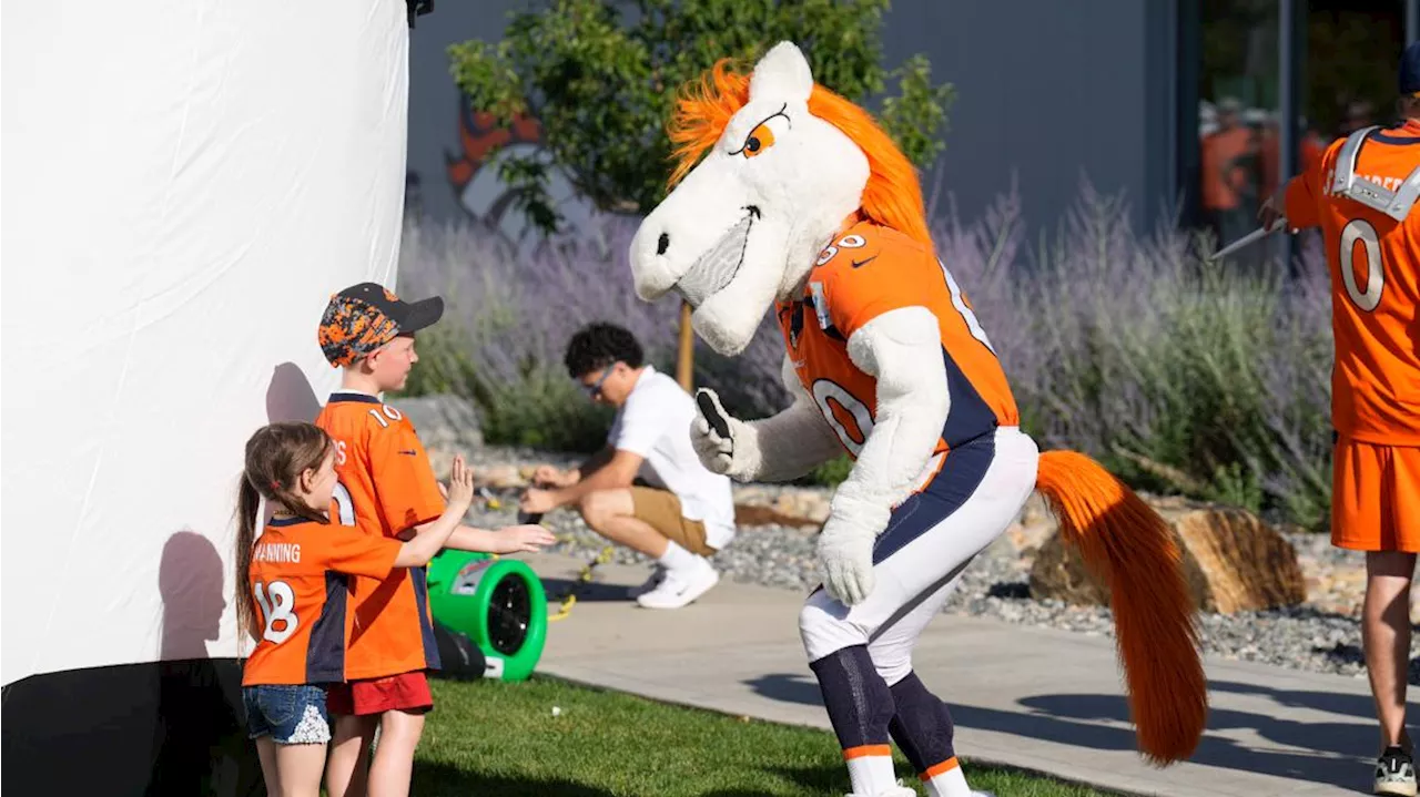 Broncos announce full training camp schedule