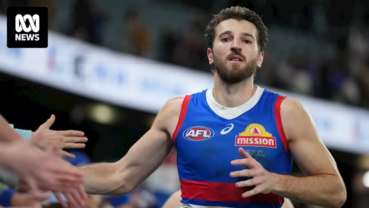 Western Bulldogs captain Marcus Bontempelli to have his back assessed after leaving training early following tackle