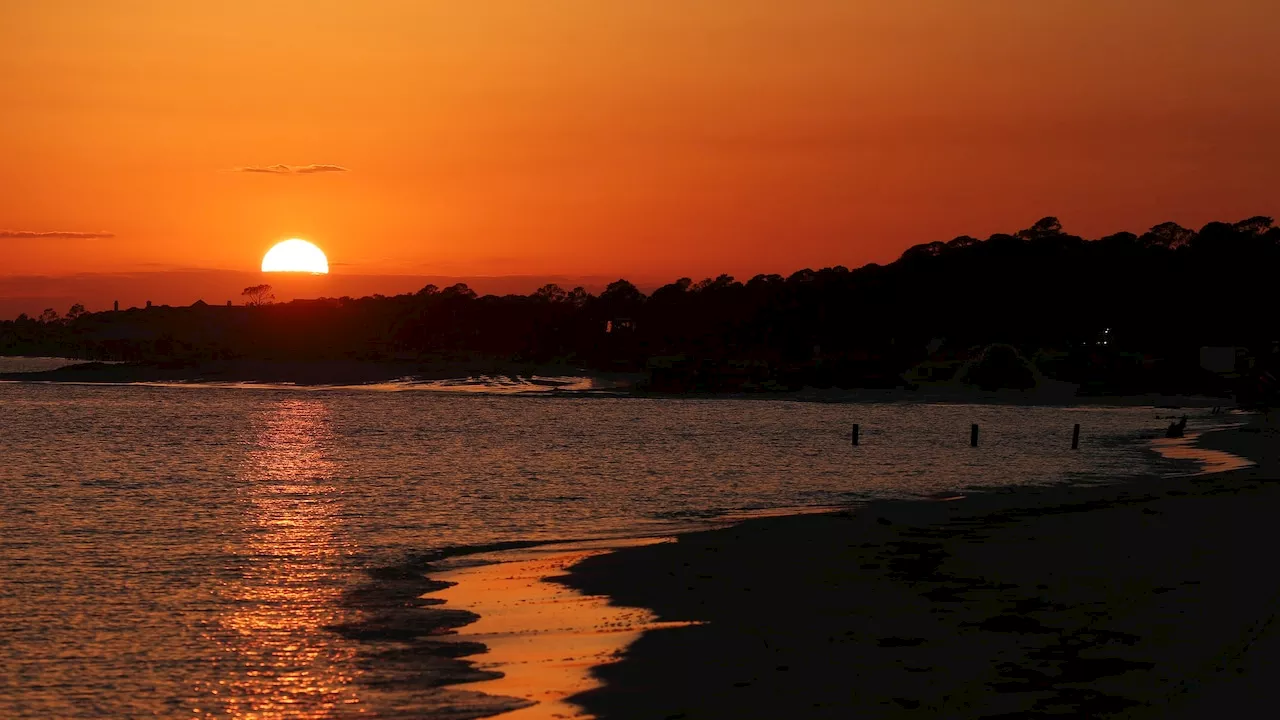 5 great places to see Alabama’s beautiful Gulf Coast sunsets