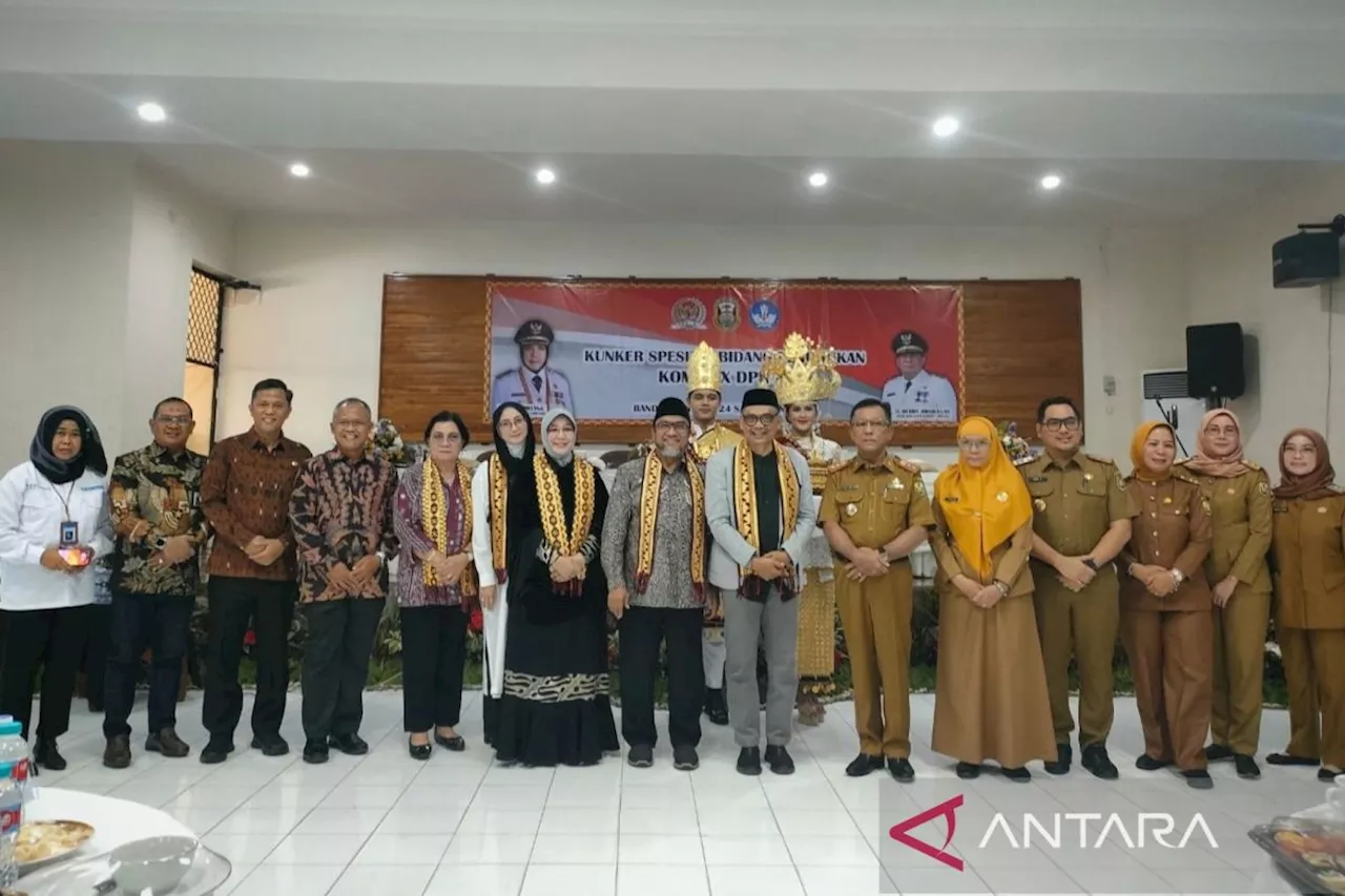 DPR nilai perlu keleluasaan manfaatkan dana BOS atasi darurat guru