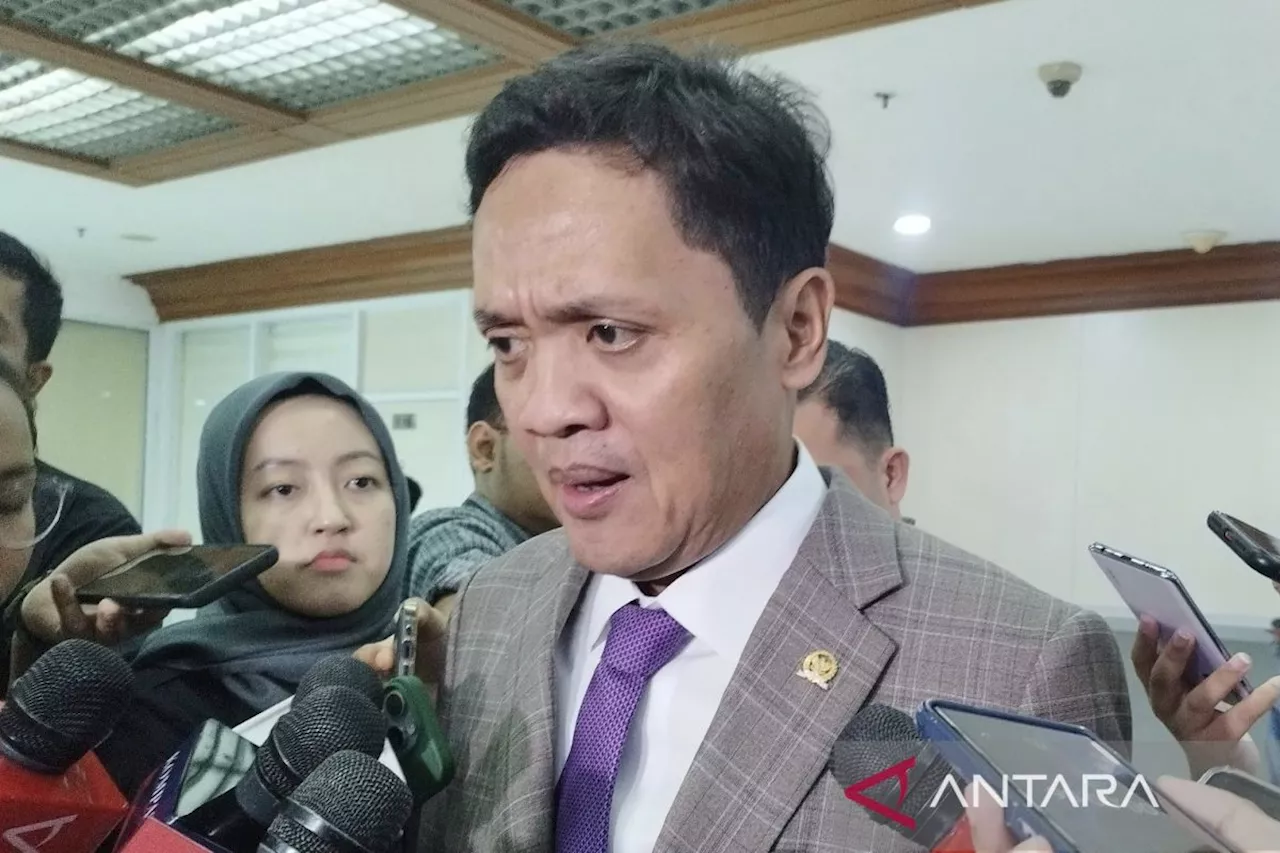 Komisi III DPR minta PPATK ungkap anggota DPR main judi online