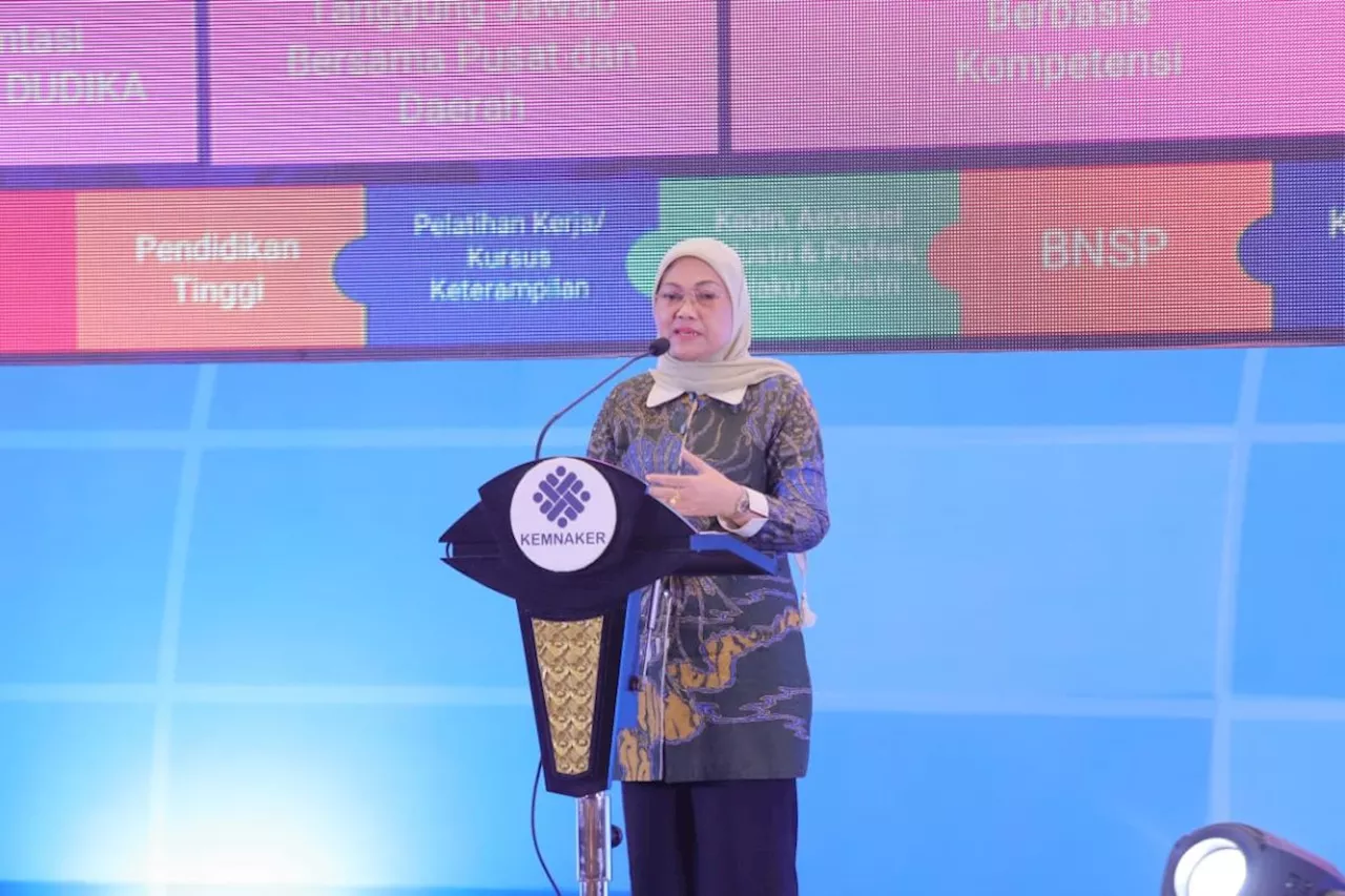 Menaker: Instruktur harus ciptakan tenaga kerja kompeten berdaya saing