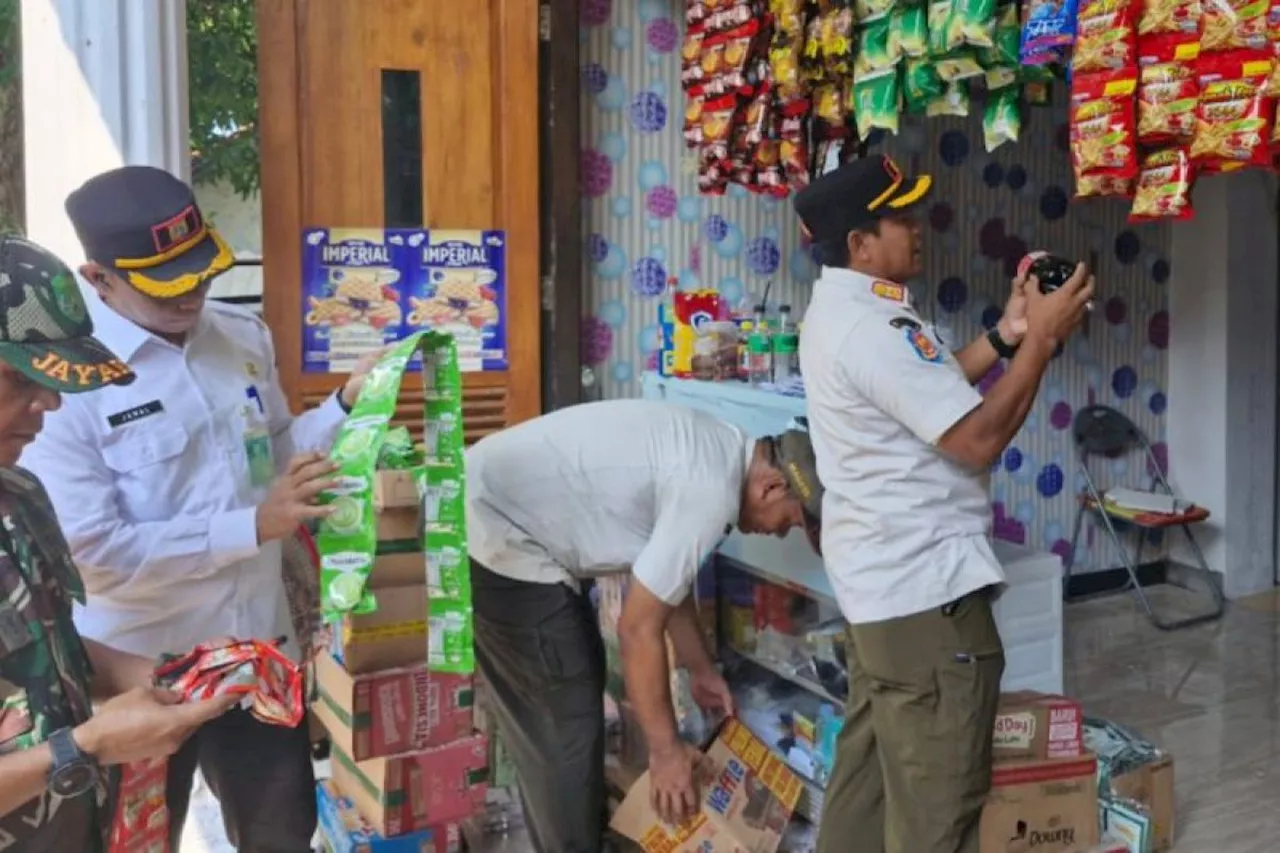 Satpol PP awasi peredaran bahan pangan di Kepulauan Seribu