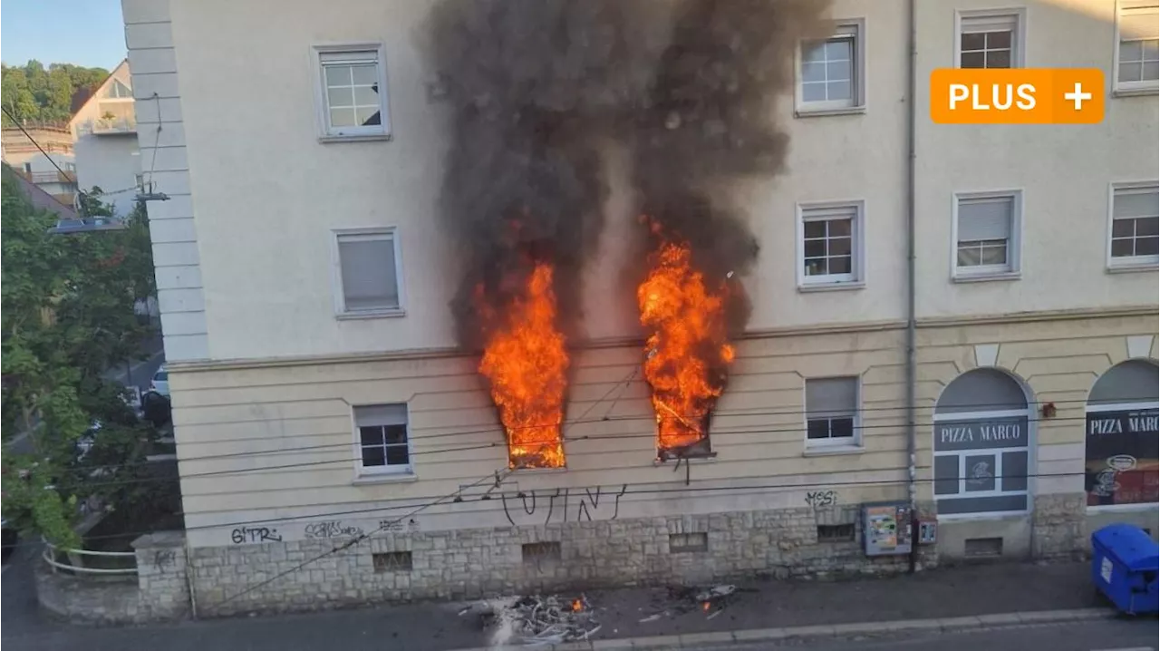 Großer Feuerwehreinsatz in der Zellerau: Wohnung im Dencklerblock stand voll in Brand - zahlreiche Einsatzfahrzeuge waren vor Ort