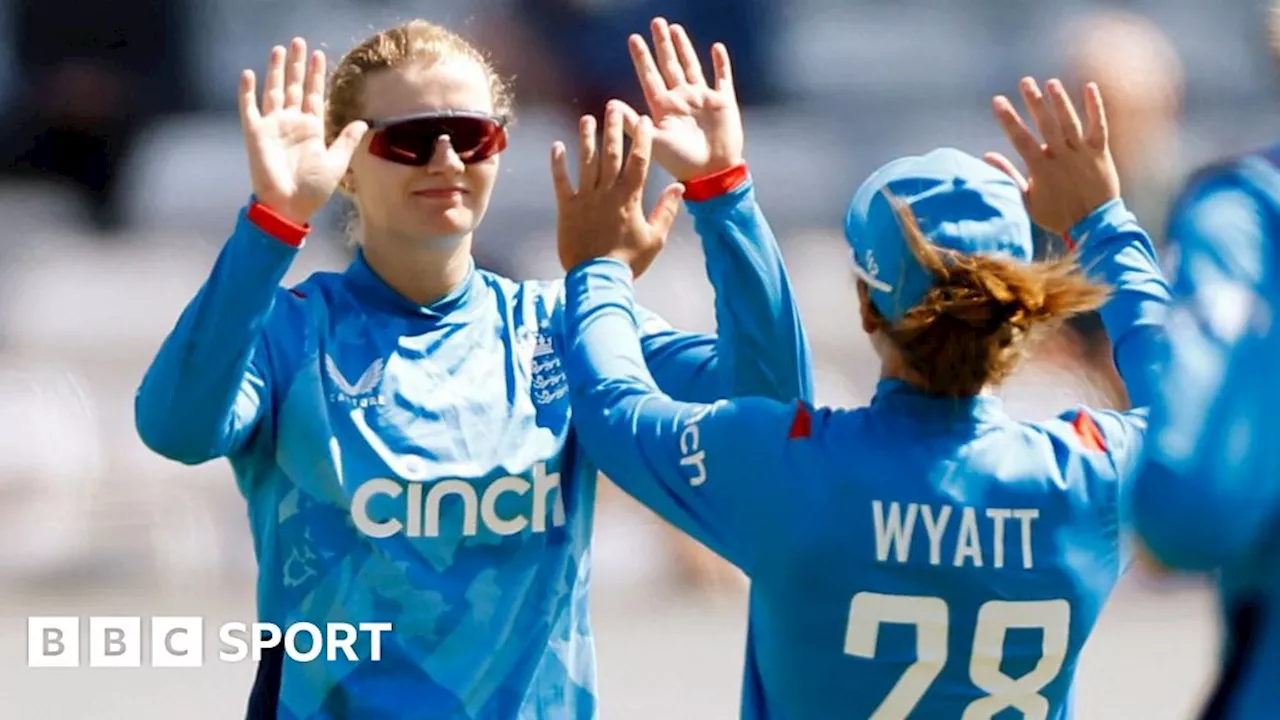 England v New Zealand: Tammy Beaumont & Maia Bouchier lead hosts to dominant win in first ODI