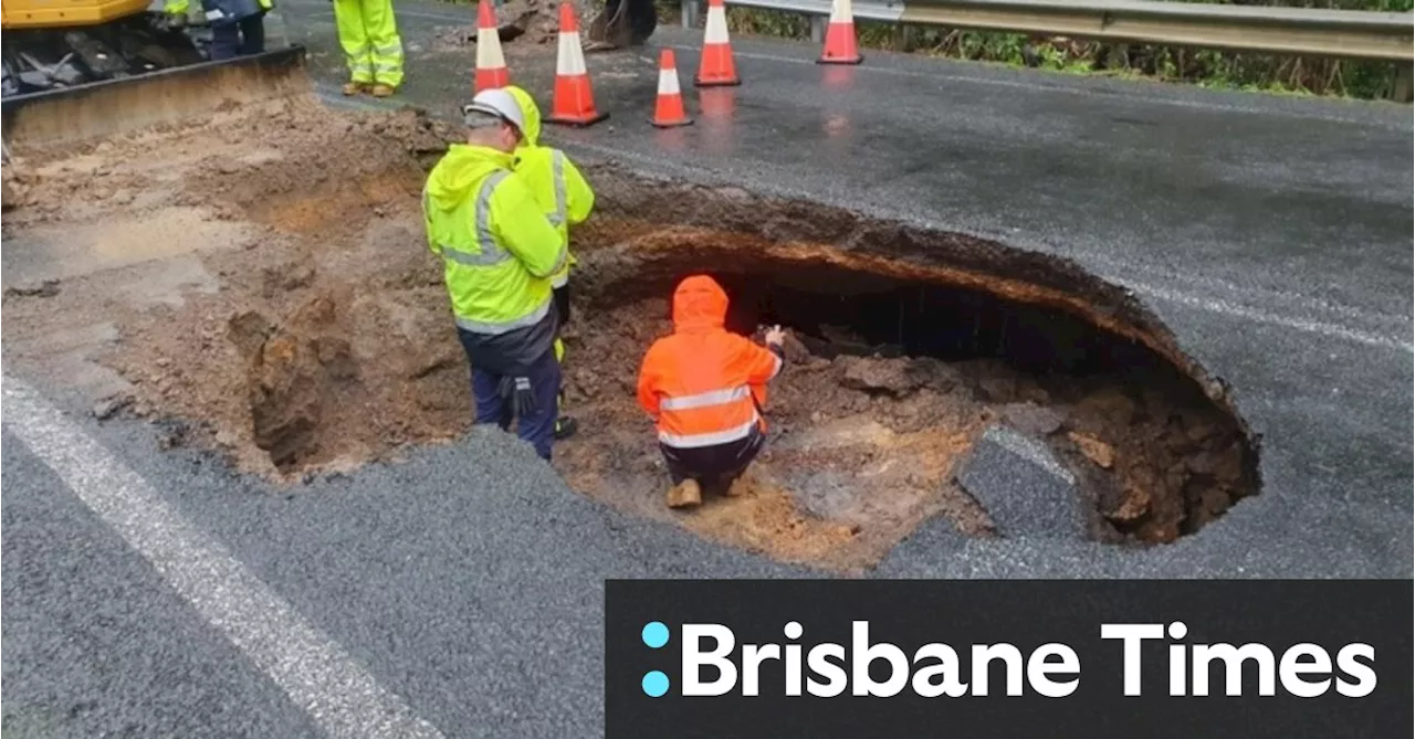 Giant pothole leaves thousands of people on edge