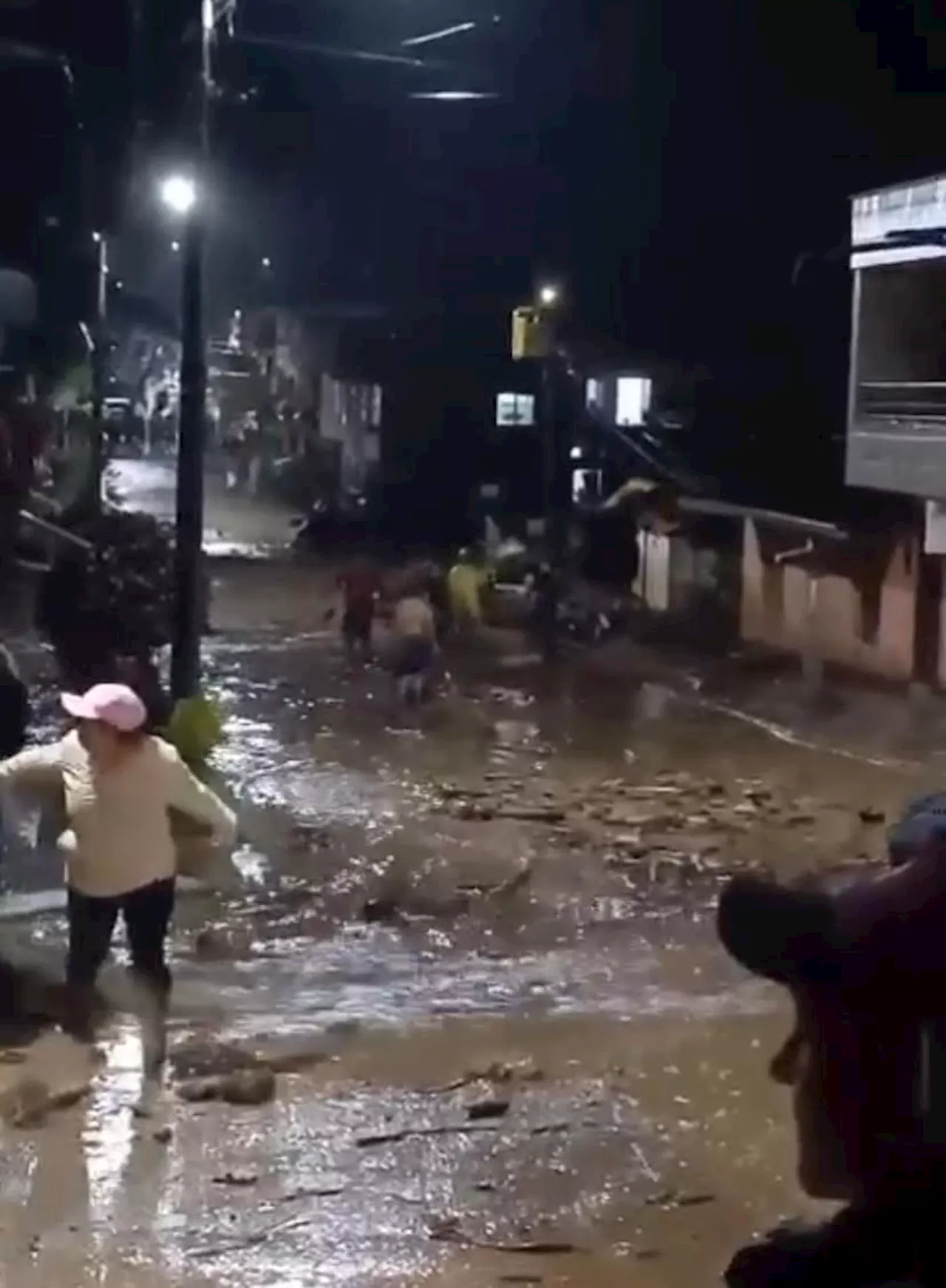 Avalancha en Venecia, Antioquia, deja dos personas heridas