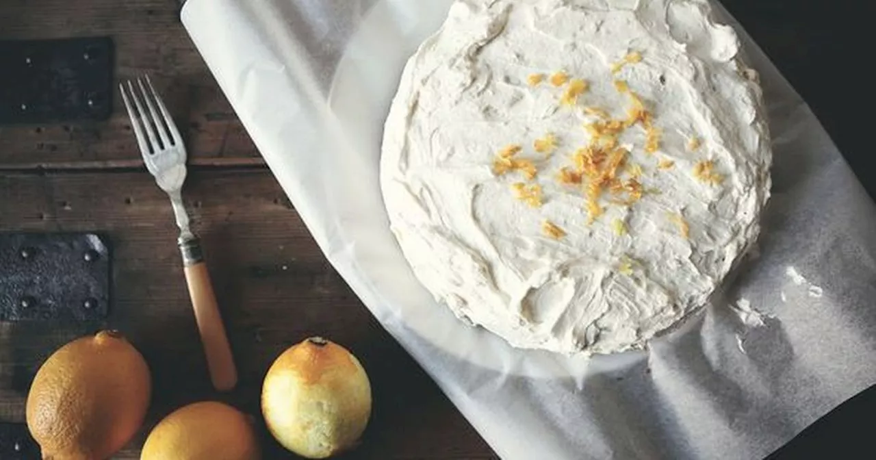 Nigella Lawson's 'ridiculously easy' lemon cake recipe