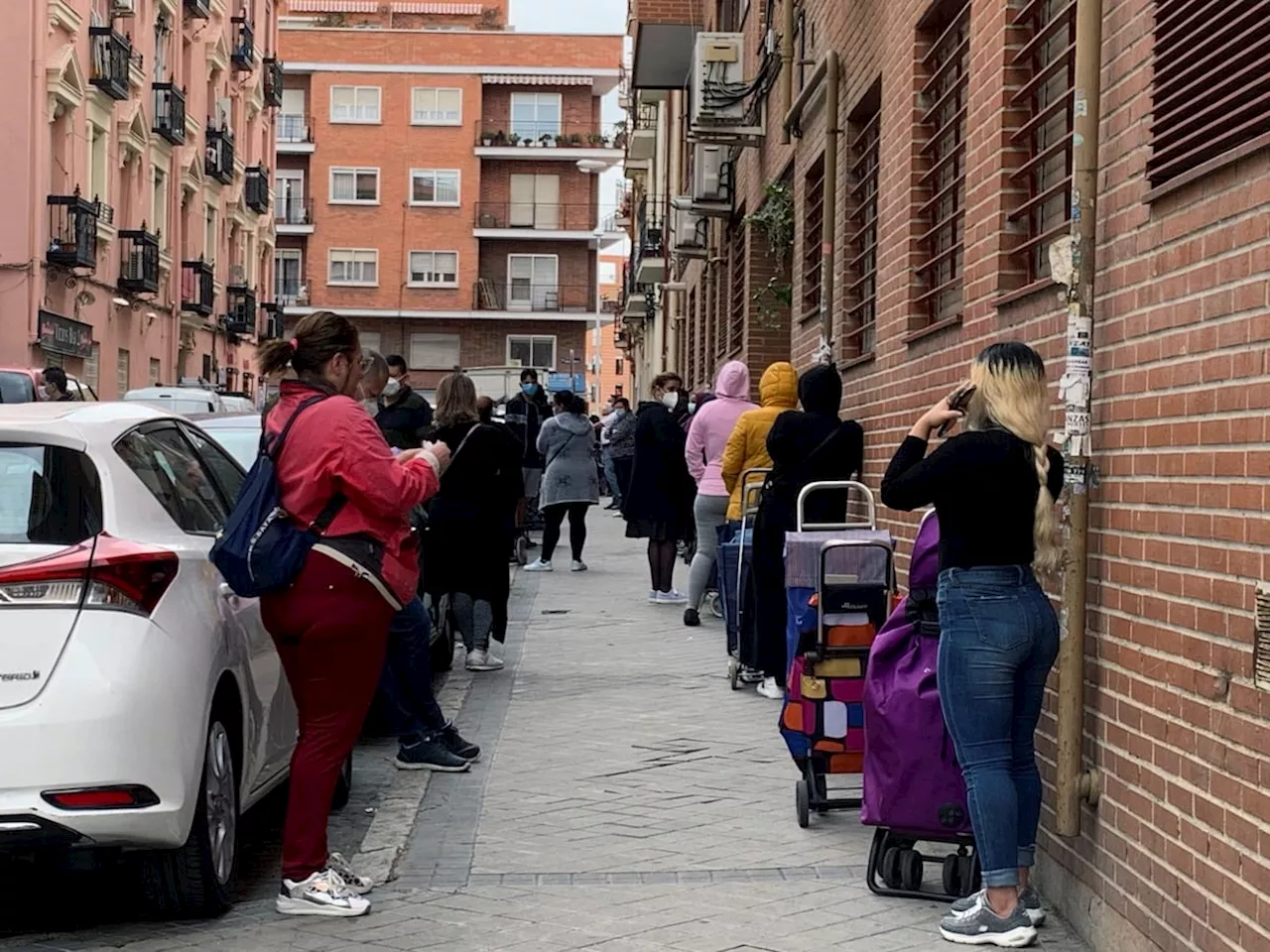 Cáritas advierte sobre la pobreza laboral: la mitad de personas que atendió en 2023 tenían empleo