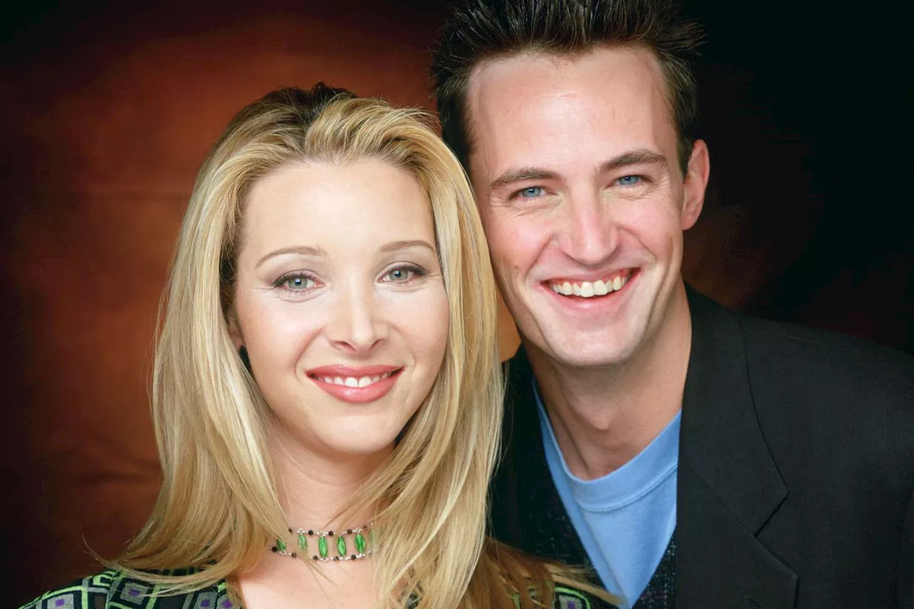 Lisa Kudrow is rewatching Friends to remember Matthew Perry