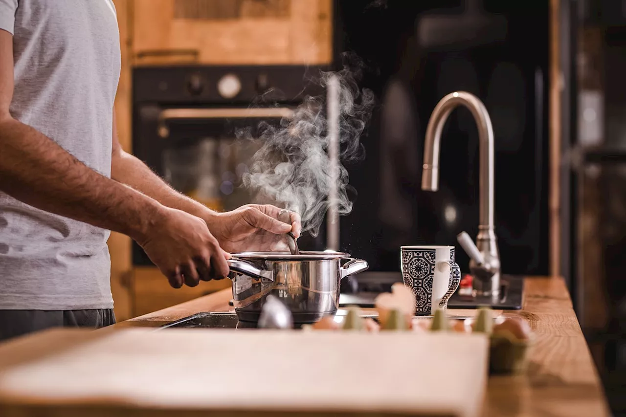 Stop Sweating in the Kitchen and Grab This $23 Fan That Shoppers Call ‘Whisper Quiet’