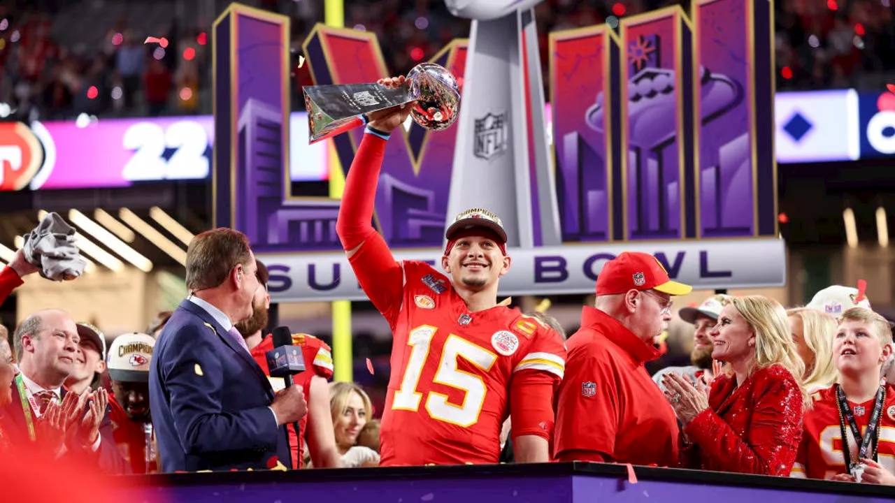 Kansas City Chiefs partner with Hallmark for upcoming holiday movie