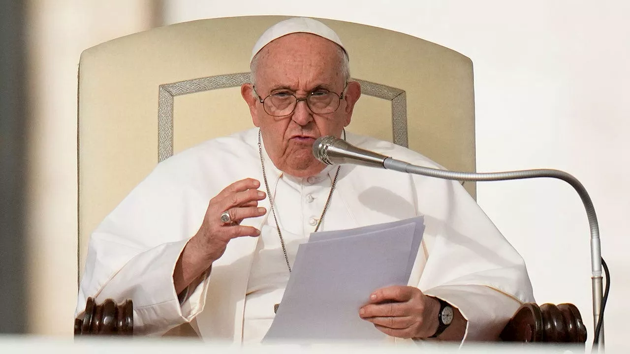 Pope Francis calls liberalization of drugs laws a ‘fantasy’ and brands traffickers as ‘murderers’