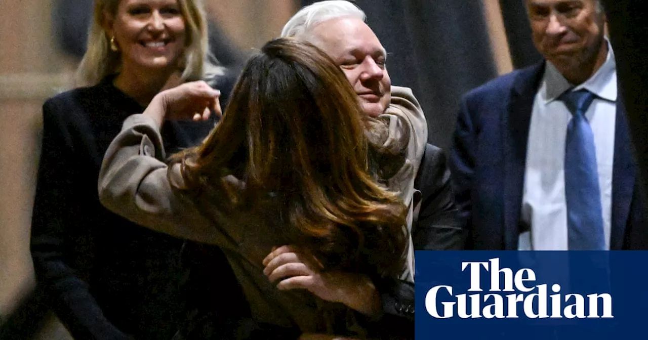 Julian Assange returns to Australia: in pictures