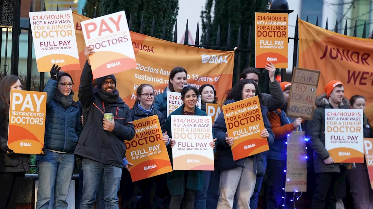 NHS leaders raise concerns over strike by junior doctors following heatwave