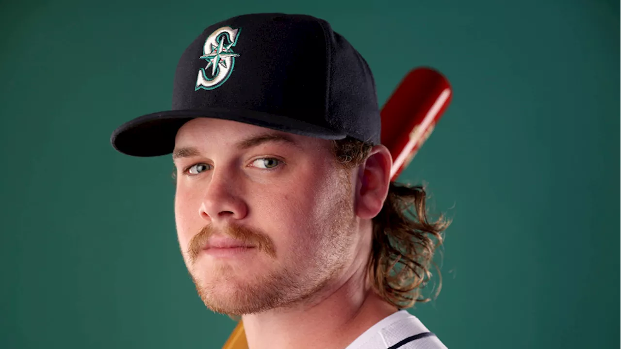 Mariners minor leaguer Hogan Windish has 4 homers, 9 RBIs for Arkansas