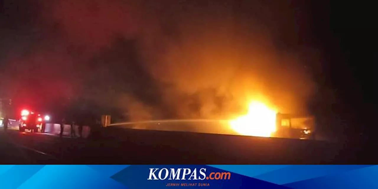 Kronologi dan Penyebab Truk BBM Pertamina Terbakar di Tol Ngawi