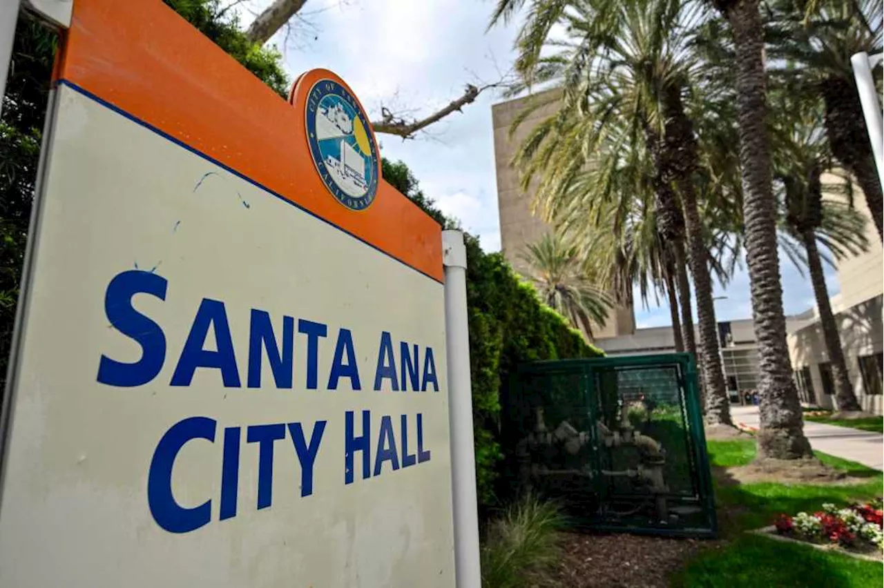 Santa Ana voters to decide if councilmembers get raise — it would give leaders $78,000 to start